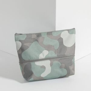 thirty-one Size Up Expandable Pouch Soft Camo